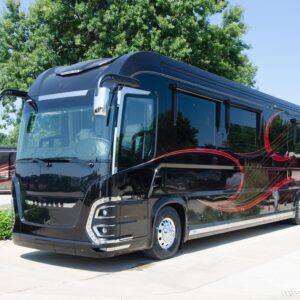 2018 Newell Coach Mid-Door p50